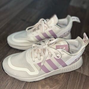 Adidas, size 8, cream and purple in color